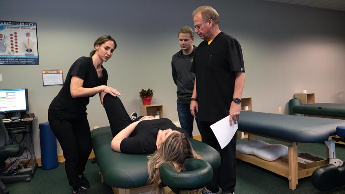 Chiropractic treatment in Grand Rapids, Michigan.